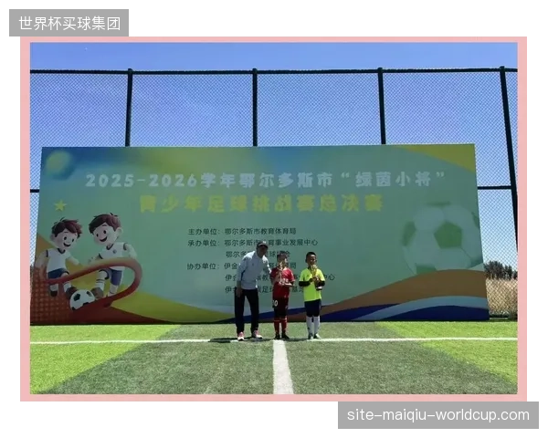 我们的青训体系究竟在培养球员还是“比赛机器”？缺乏文化和管理素养的“小将”们未来出路何在